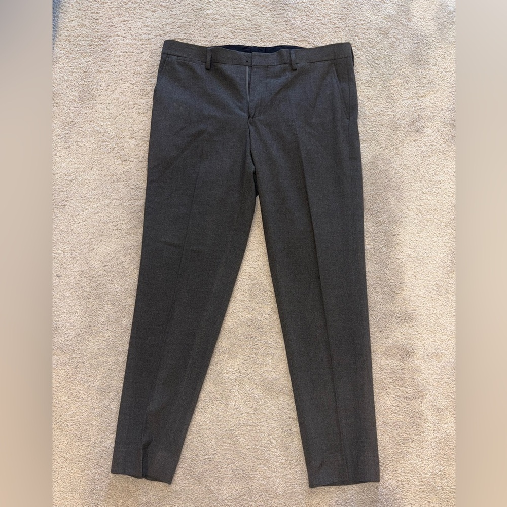 Black Dress Pants with Tapered Leg Design